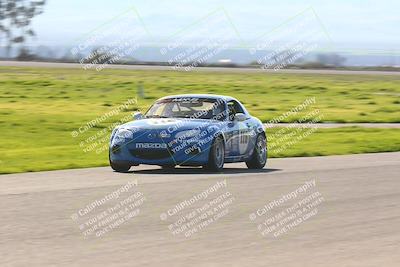 media/Feb-25-2024-CalClub SCCA (Sun) [[3c767ec4f8]]/Group 7/Race (Start Finish)/